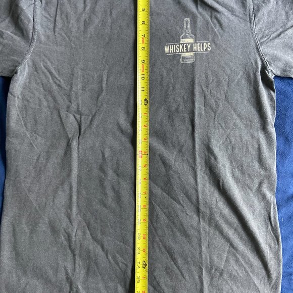"Whiskey Helps" T-Shirt MED - Picture 8 of 9